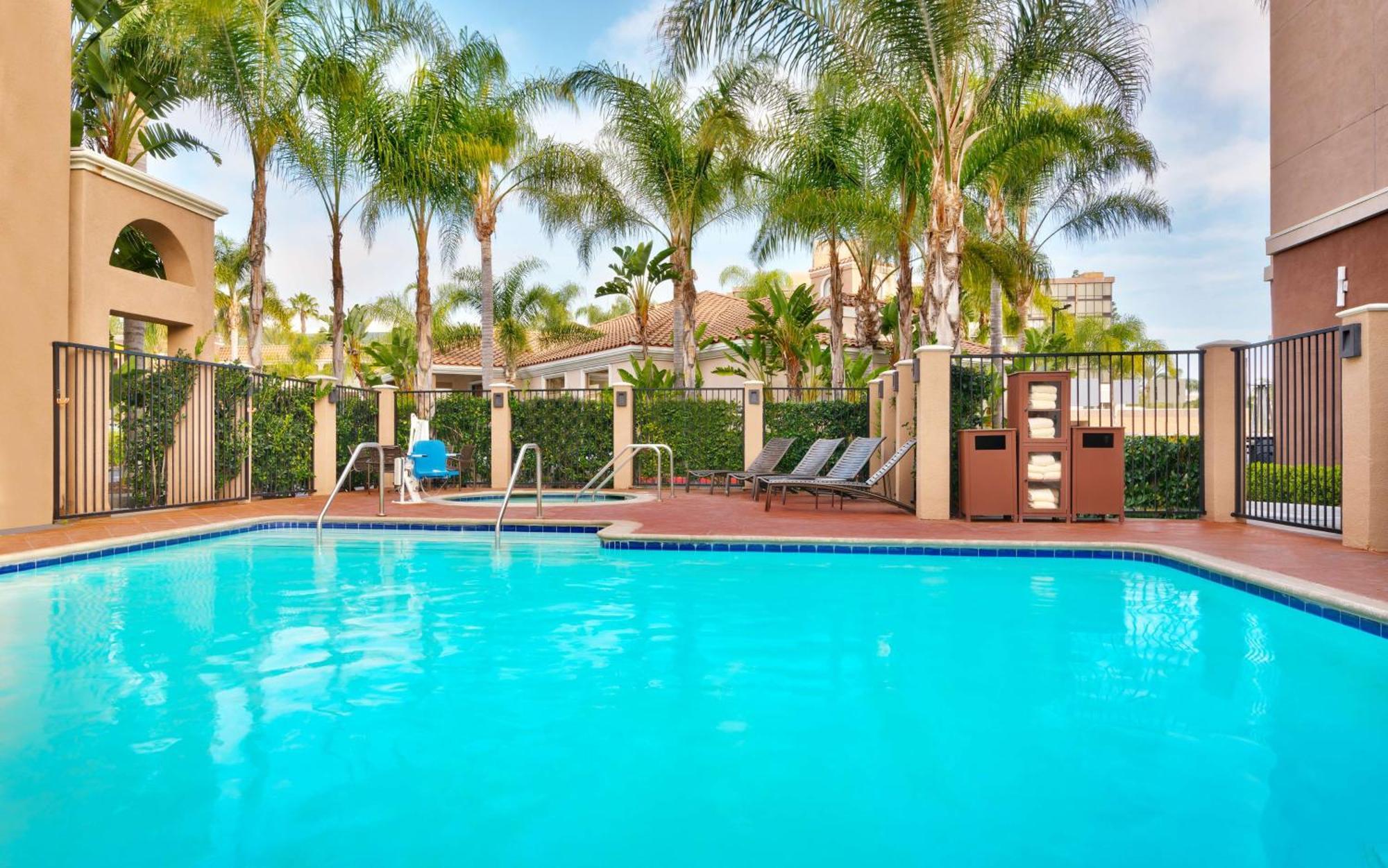 Hyatt Place At Anaheim Resort / Convention Center Esterno foto